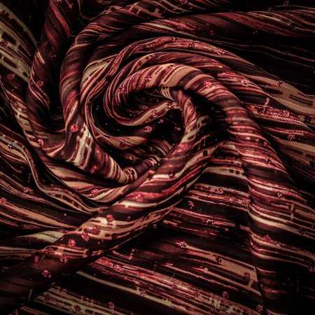 Tissu voile brillant imprimé à strass 100% polyester- Bordeaux / rose