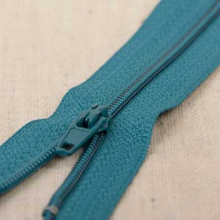 Fermeture non séparable fine polyester N°2 - Bleu canard - Coloris 20 - de 10 à 60 cm